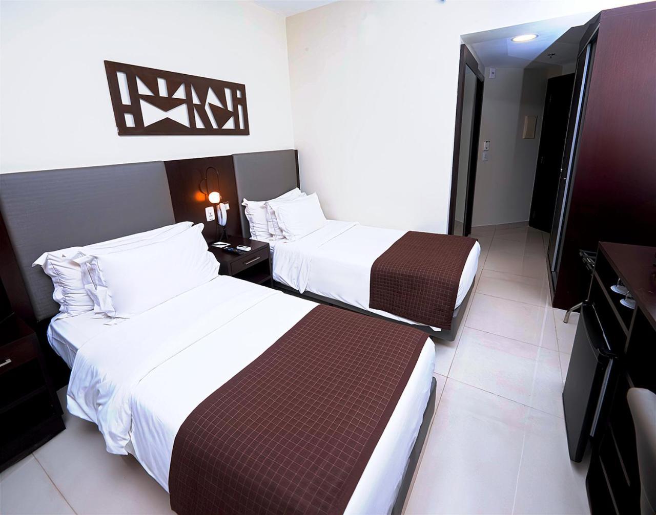 Royal Boutique Paulista Hotel เซาเปาโล ภายนอก รูปภาพ