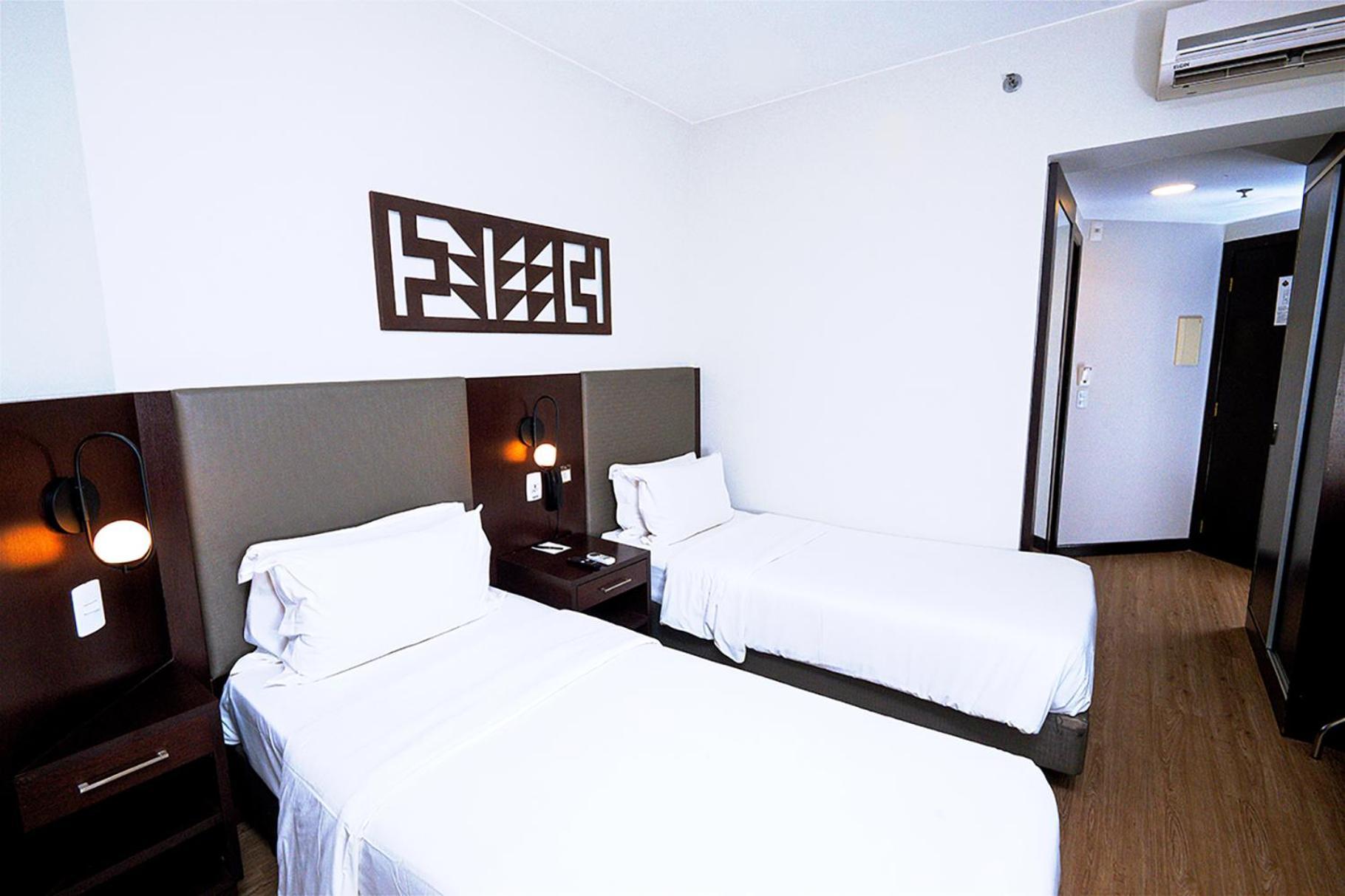 Royal Boutique Paulista Hotel เซาเปาโล ภายนอก รูปภาพ