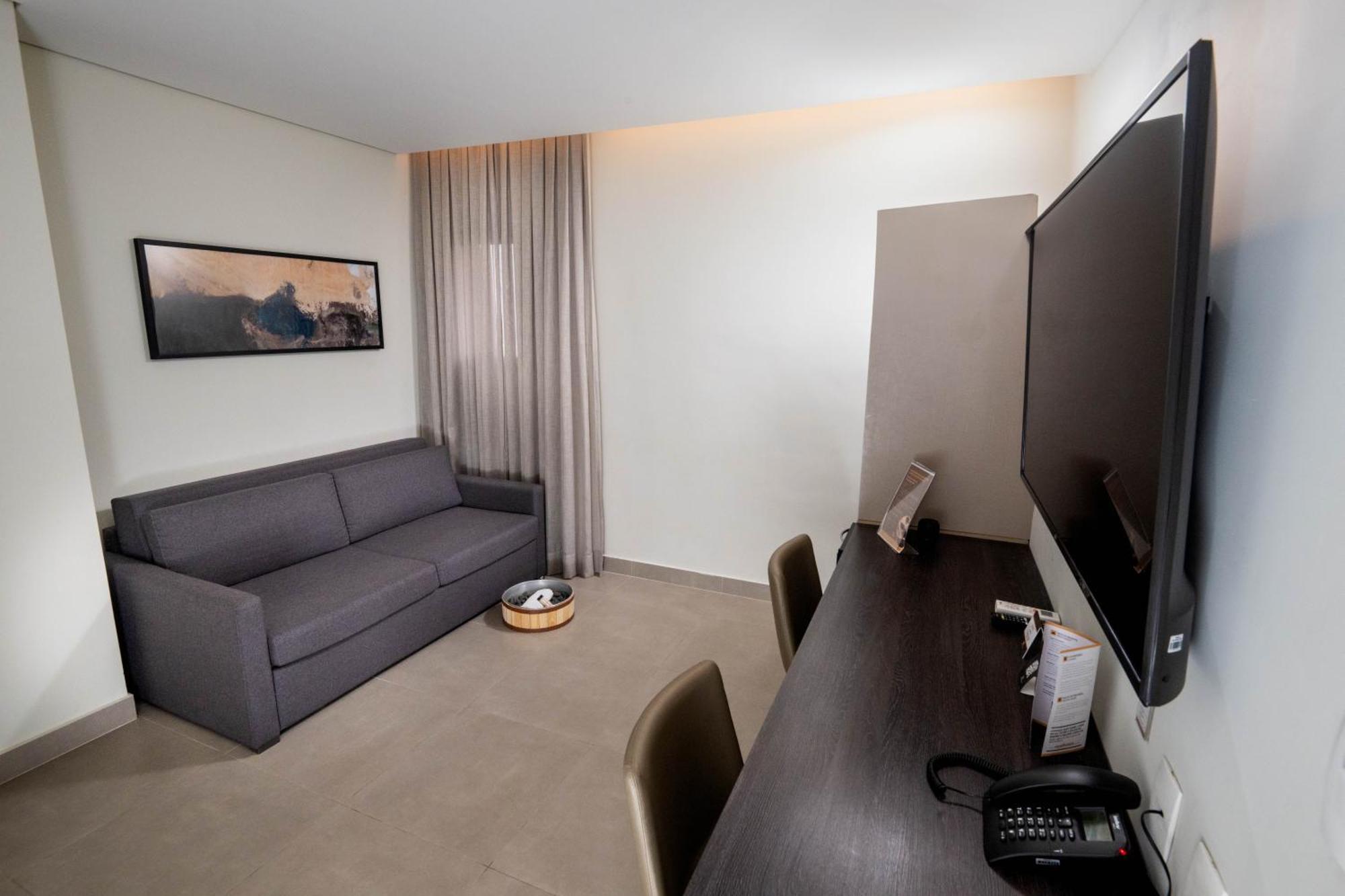 Royal Boutique Paulista Hotel เซาเปาโล ภายนอก รูปภาพ